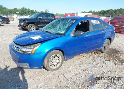 2010 Ford Focus Se z USA, uszkodzony, nr VIN 1FAHP3FN9AW103859